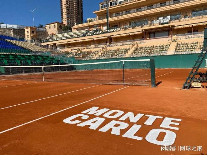 强有力的中 强有力的中