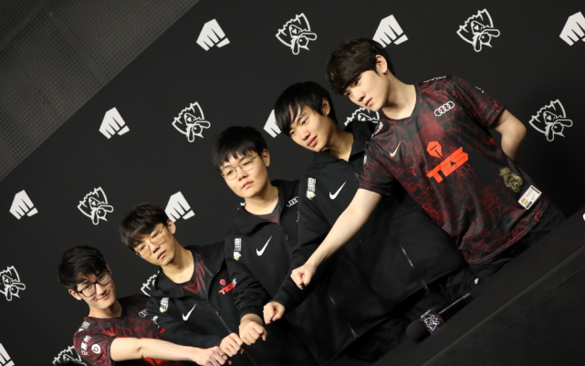 沃尔夫斯堡 沃尔夫斯堡